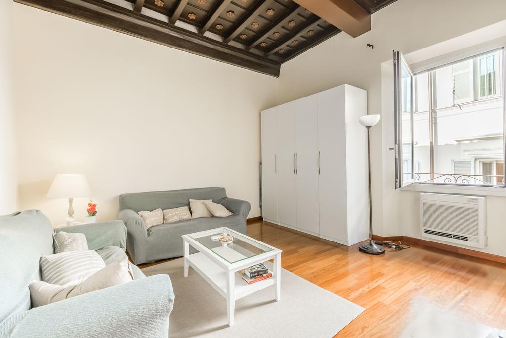 Navona Bernini Lodge Рим Екстериор снимка