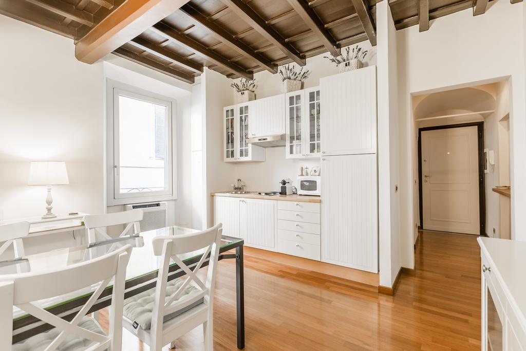 Navona Bernini Lodge Рим Екстериор снимка