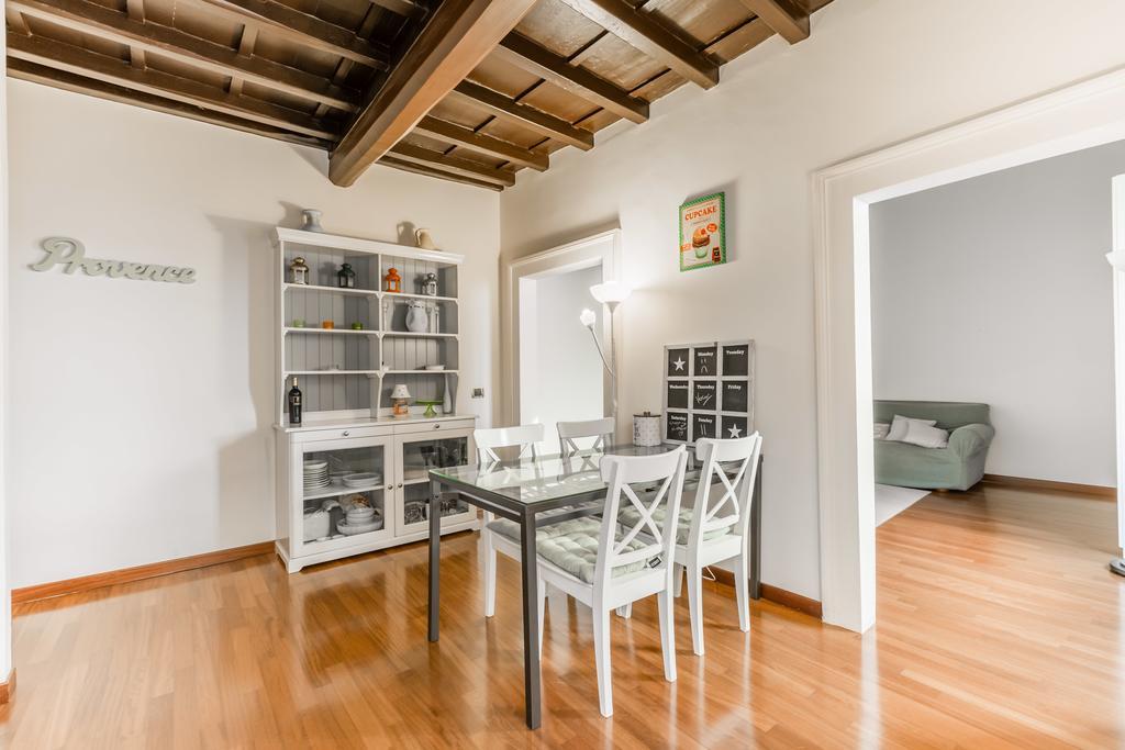Navona Bernini Lodge Рим Екстериор снимка